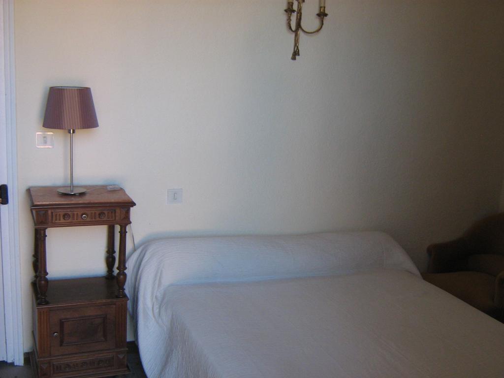 Maison D'Hotes San Pedru Пьяна Номер фото